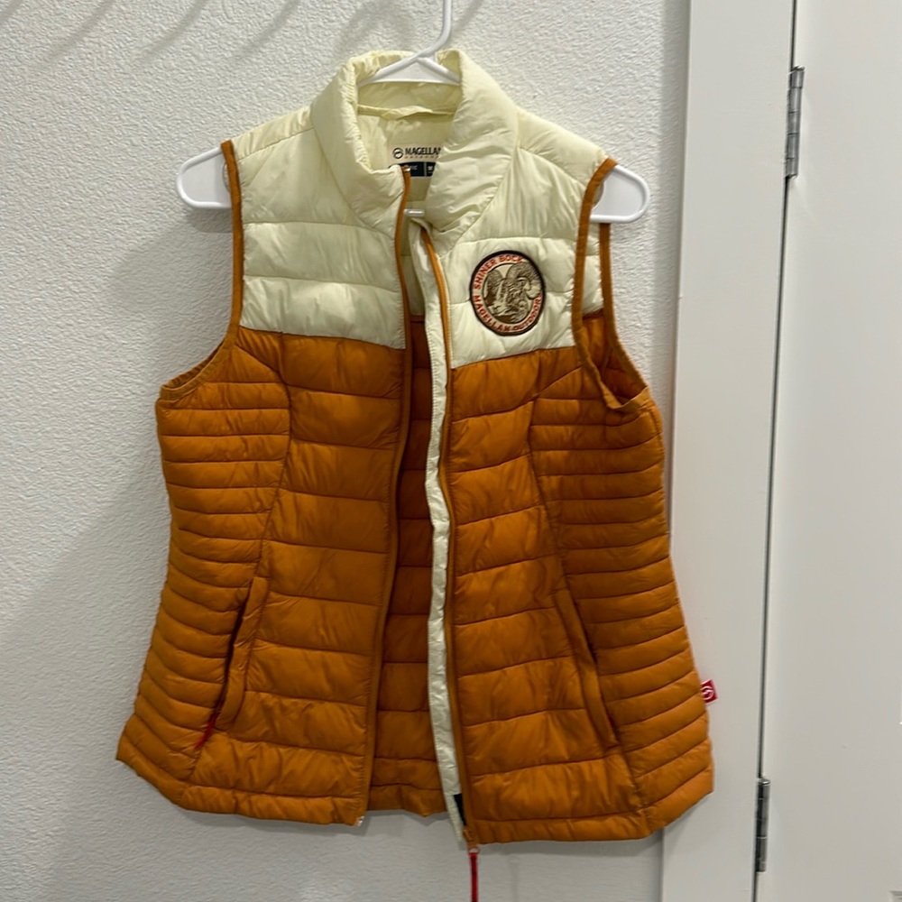 Magellan outdoors vest